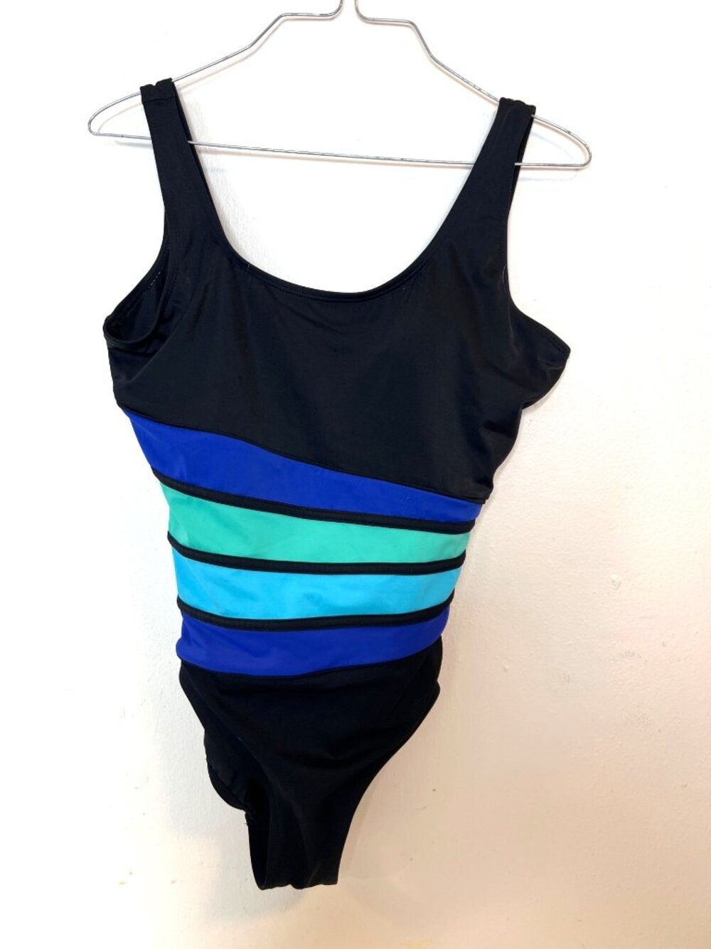 Islander One Piece Swimsuit Size 8 Slimming Blue Diagonal Stripe Detail Beach